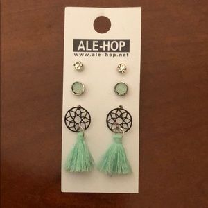 Mint green tassel earring set